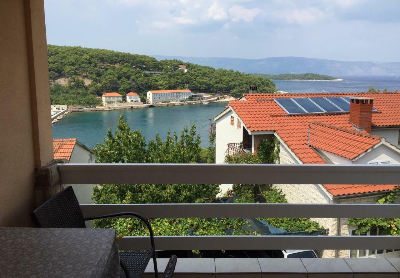 Apartment Seaview Jelsa Racic Exterior foto